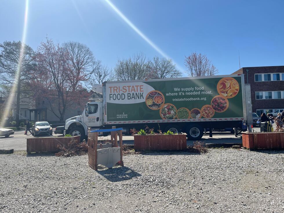 Morgan Wallen donates food to Evansville community